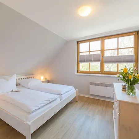 Doppelhaus Am Deich 11 Дирхаген