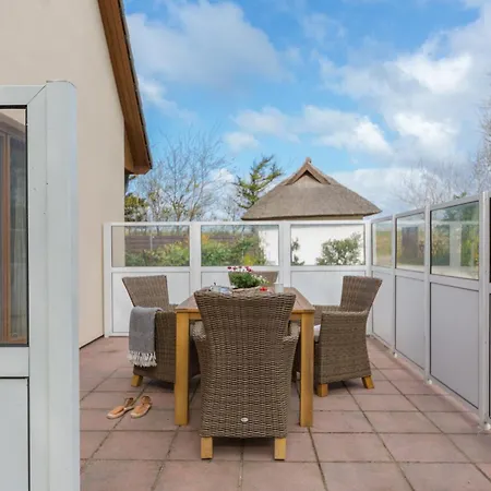 Doppelhaus Am Deich 11 * Дирхаген