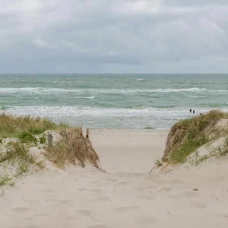 Doppelhaus Am Deich 11 Дирхаген
